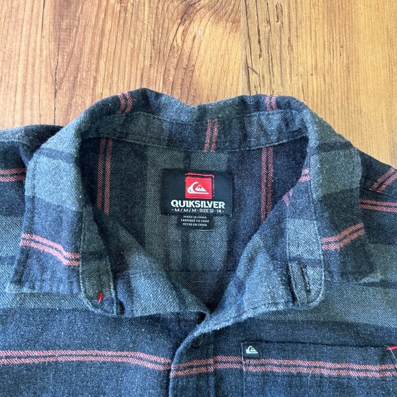 Quicksilver Boys Striped Flannel Button Up Shirt | Size Medium - Picture 2 of 5